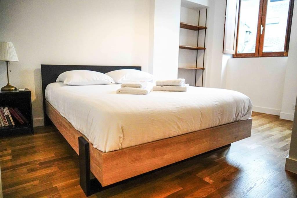 Le Rive Hugo • Elegance & Art De Vivre Appartement Châteauroux Buitenkant foto
