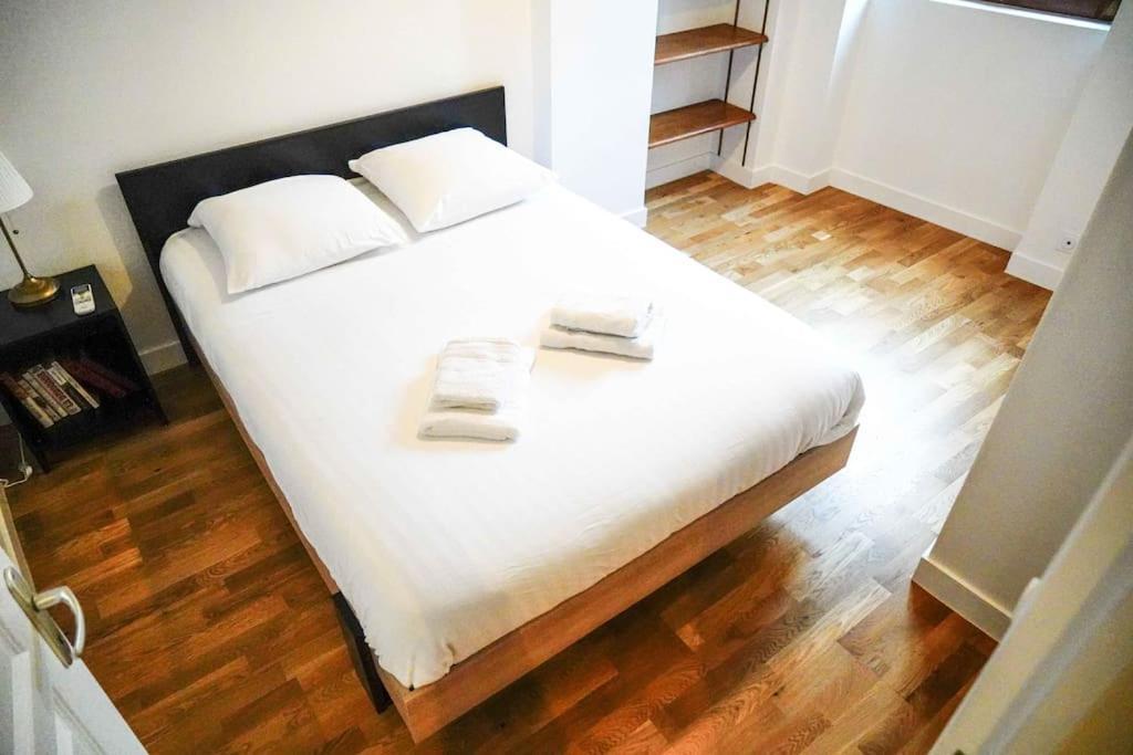 Le Rive Hugo • Elegance & Art De Vivre Appartement Châteauroux Buitenkant foto